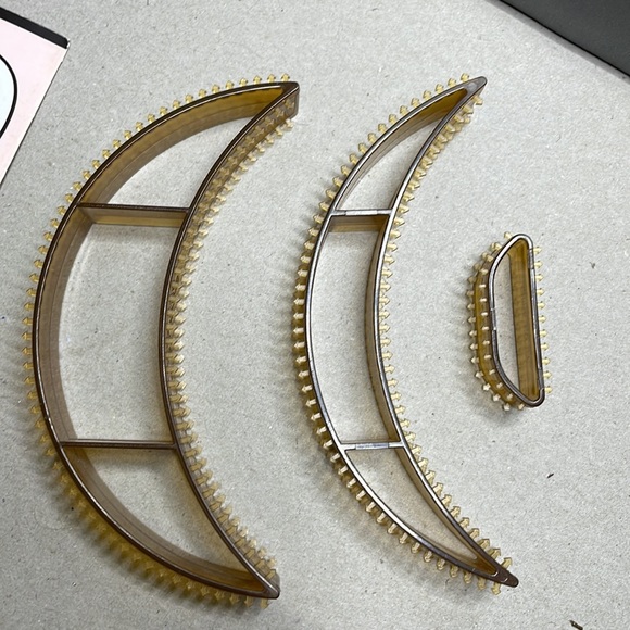 Bumpits poof up hair accessories 3 sizes & styling instruction guide - Picture 3 of 6